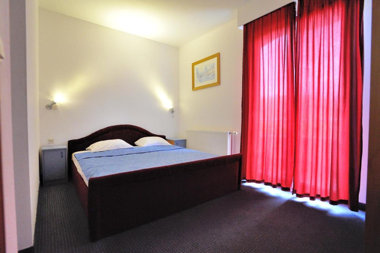 Hotel Lav Neum Ngoại thất bức ảnh